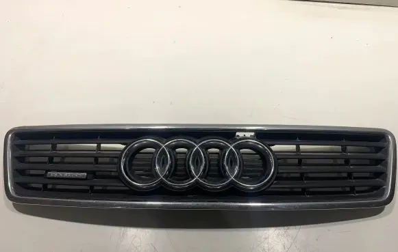 Audi A6 S6 C5 4B Front bumper upper radiator grill 4B0853651A
