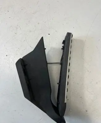 Mercedes-Benz C W204 Accelerator throttle pedal A2043000182