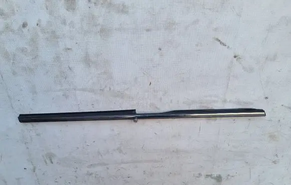 Mini One - Cooper Cabrio R52 Rear side glass trim 7072931