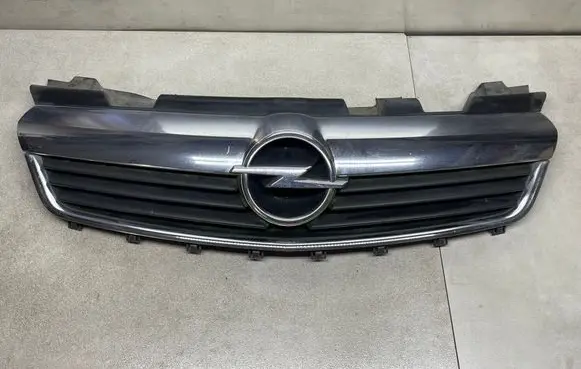 Opel Insignia A Front grill 13157590