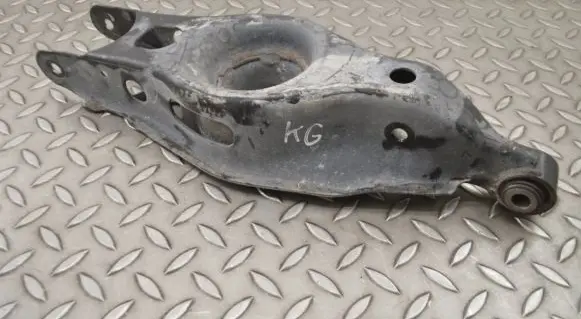 Dodge Challenger Rear upper control arm/wishbone