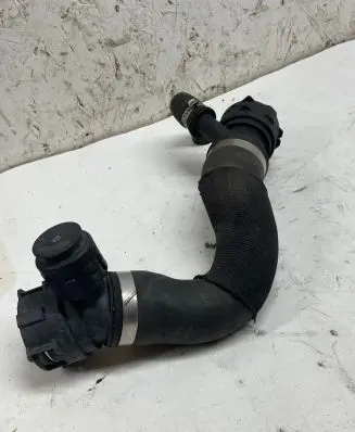 BMW X5 E70 Engine coolant pipe/hose 7799184