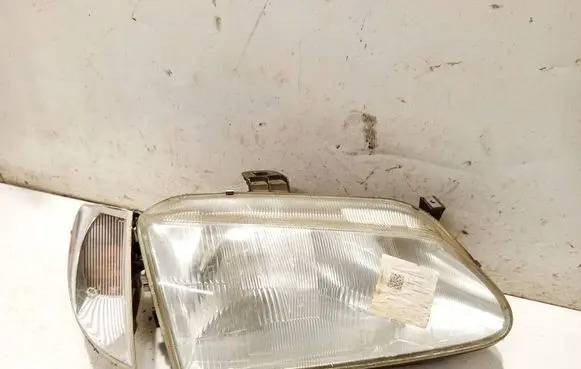 Renault Megane I Headlight/headlamp