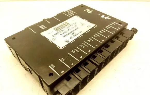 Mercedes-Benz ML W163 Seat control module A1635452132 05020900