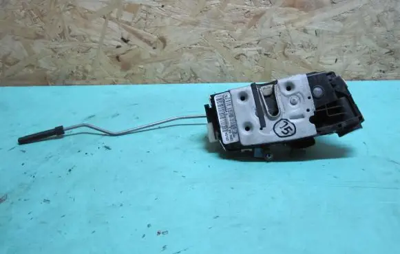 Jeep Patriot Front door lock P04589095AF