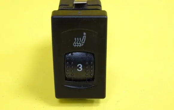 Volkswagen PASSAT B5.5 Seat heating switch 3B0963563C