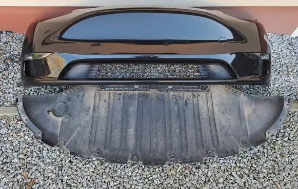 Tesla Model Y Front bumper 1493736-S0-B