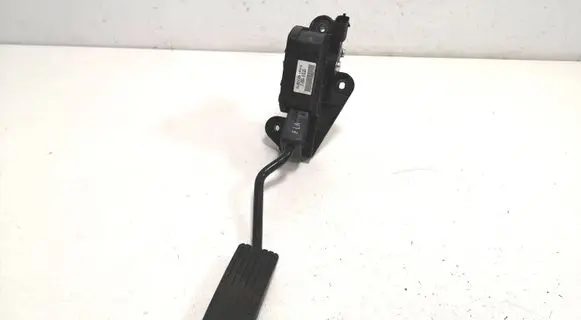 KIA Venga Accelerator throttle pedal 327271P900 351904X601 60010101