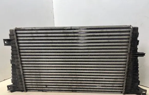 Opel Zafira B Intercooler radiator 52407504