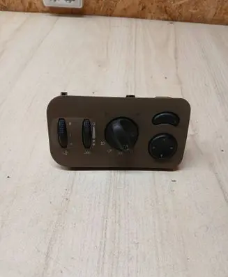 Light switch