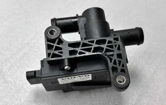 Volvo XC90 Electric auxiliary coolant/water pump 31686974
