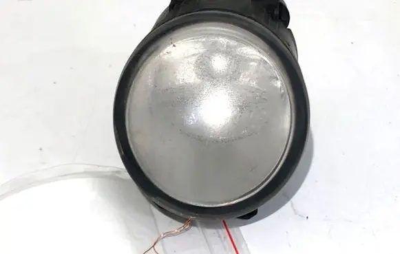 Toyota Avensis T270 Front fog light 81220-0D041