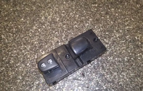 Nissan Leaf I (ZE0) Electric window control switch 254111KA5A