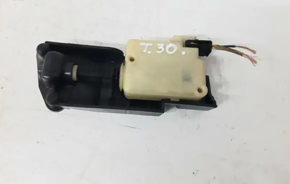 Volvo V70 Fuel tank cap lock 30716837