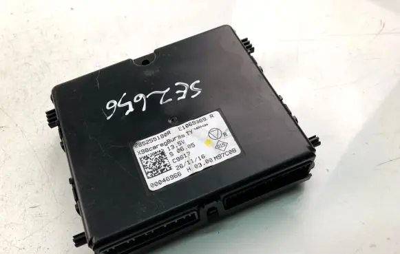 Renault Clio IV Other control units/modules 285255180R