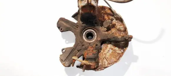 Volkswagen Golf V Front wheel hub
