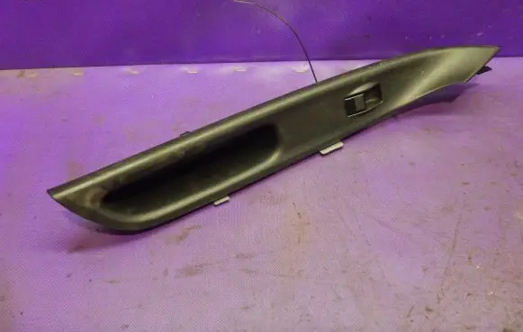 Mazda 6 Quarter vent window switch 