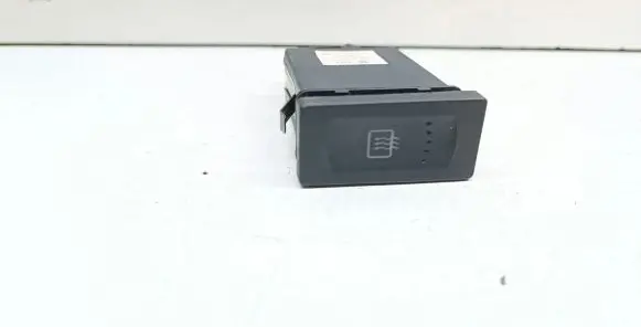 Volkswagen PASSAT B5.5 Windscreen/window heater switch 3B0959621D