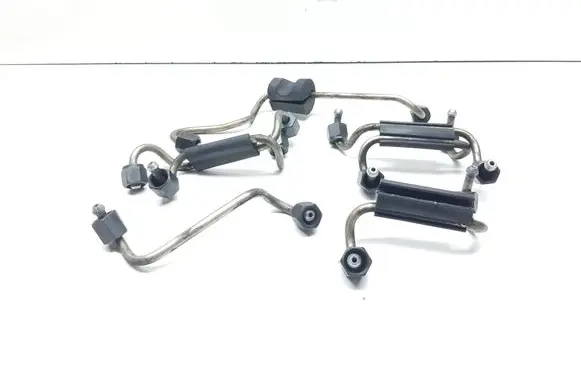 BMW X5 E53 Fuel injector supply line/pipe 