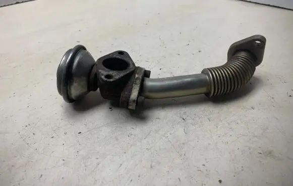 Audi A6 S6 C4 4A EGR valve