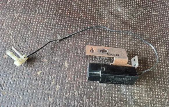 Mitsubishi L200 Sensor A5825520000