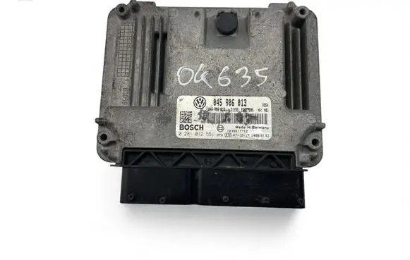 Volkswagen Polo V 6R Engine control unit/module ECU 045906013 0281012551