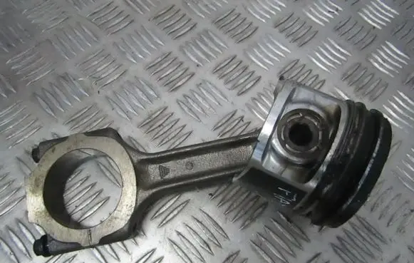 Fiat Bravo - Brava Piston with connecting rod