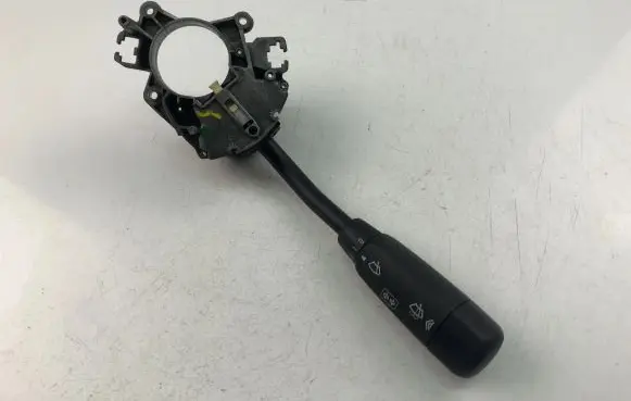 Mercedes-Benz E W210 Indicator stalk A2105450110