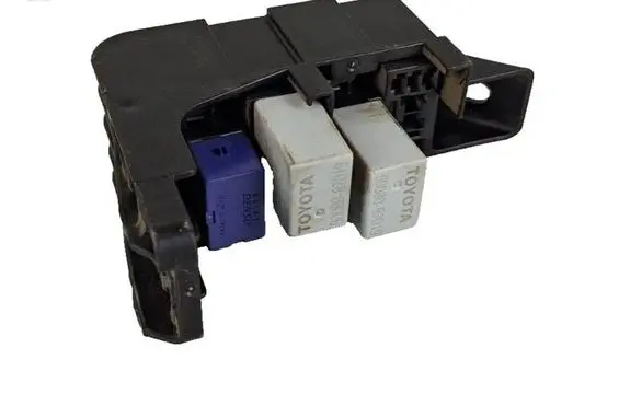 Toyota Auris 150 Fuse box set 5934YA3