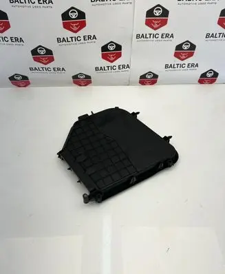 BMW 5 F10 F11 Fuse box cover 7555152 58650910