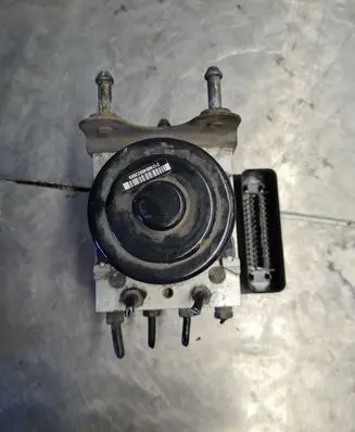 Volkswagen Transporter - Caravelle T5 ABS Pump 7E0907379G 7E0614517C