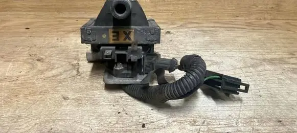 Opel Corsa B Spark distributor 