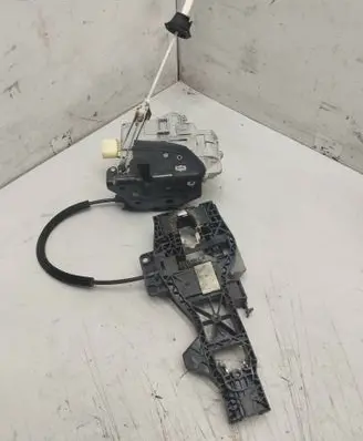 Audi Q7 4L Front door lock 3C1837016A