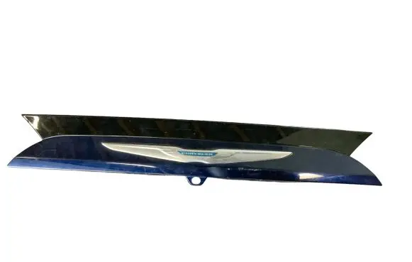 Chrysler Pacifica Trunk door license plate light bar 5UT86KBXAF 94100477001 68276972AA