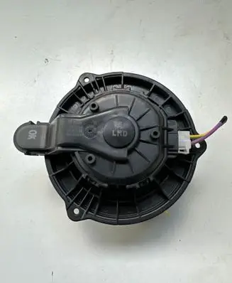 Ford Ranger Heater fan/blower F00S3B2445 17103104