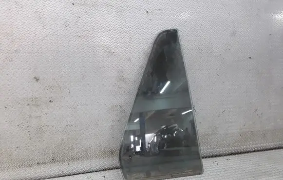 Hyundai Santa Fe Rear vent window glass 