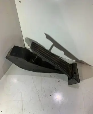 BMW X3 E83 Accelerator throttle pedal 35426772646