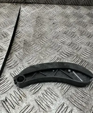 BMW 3 F30 F35 F31 Slide rail for timing chain 7617472