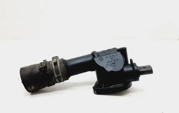 Volkswagen PASSAT CC Thermostat 03L121132