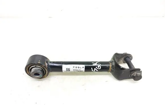 Tesla Model 3 Rear control arm 104443100G