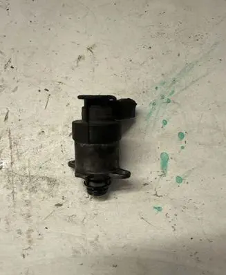 Volkswagen Caddy Fuel pressure regulator 0928400768