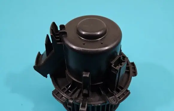 Heater fan/blower