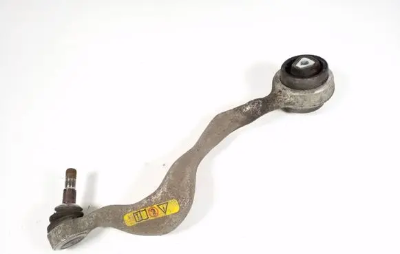 BMW 1 E82 E88 Front lower control arm/wishbone 2405861