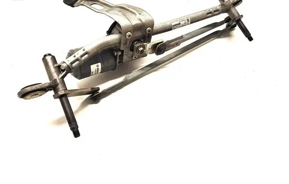 BMW X1 F48 F49 Front wiper linkage 7350657