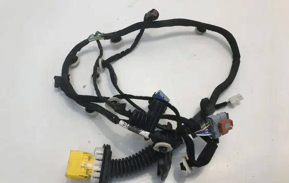 Opel Mokka B Rear wire harness sleeve 9846143580