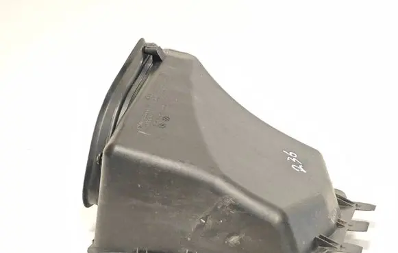 Mercedes-Benz ML W164 Air filter box cover A1648300053