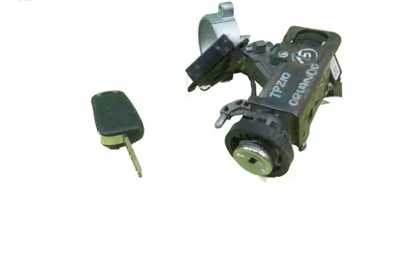 Chevrolet Orlando Ignition lock 4121694