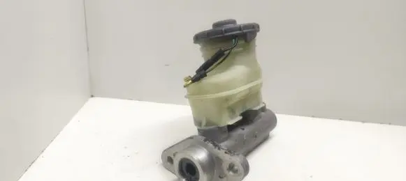 Honda HR-V Master brake cylinder