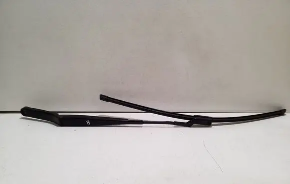 Volkswagen PASSAT B8 Front wiper blade arm 3G2955410