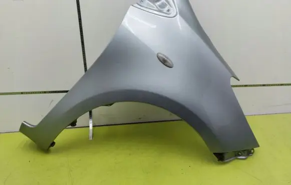 Toyota Yaris Fender 1F8